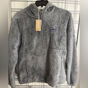 Patagonia Los Gatos Hooded Pullover Half Zip Fleece Small NWT